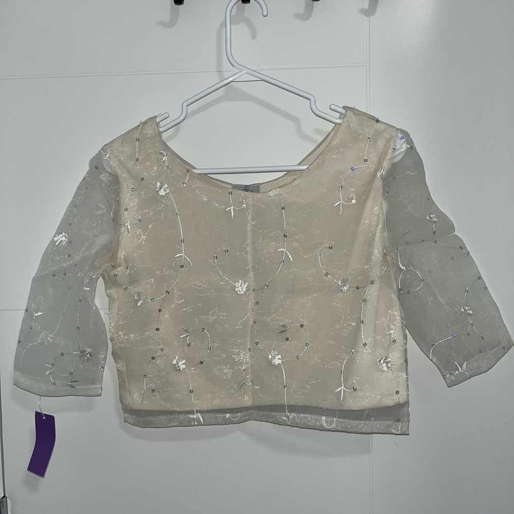 Gorgeous Boutique Cropped shirt